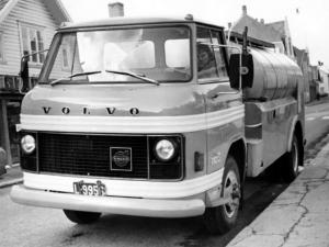 Volvo F83S Tanker 1972 года
